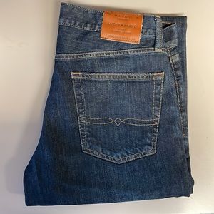 Lucky Brand 221 Straight 33/32 Jeans